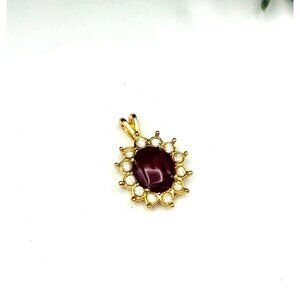 Gold Tone Pendant With Ruby Red Center Stone & Clear Crystal Accents